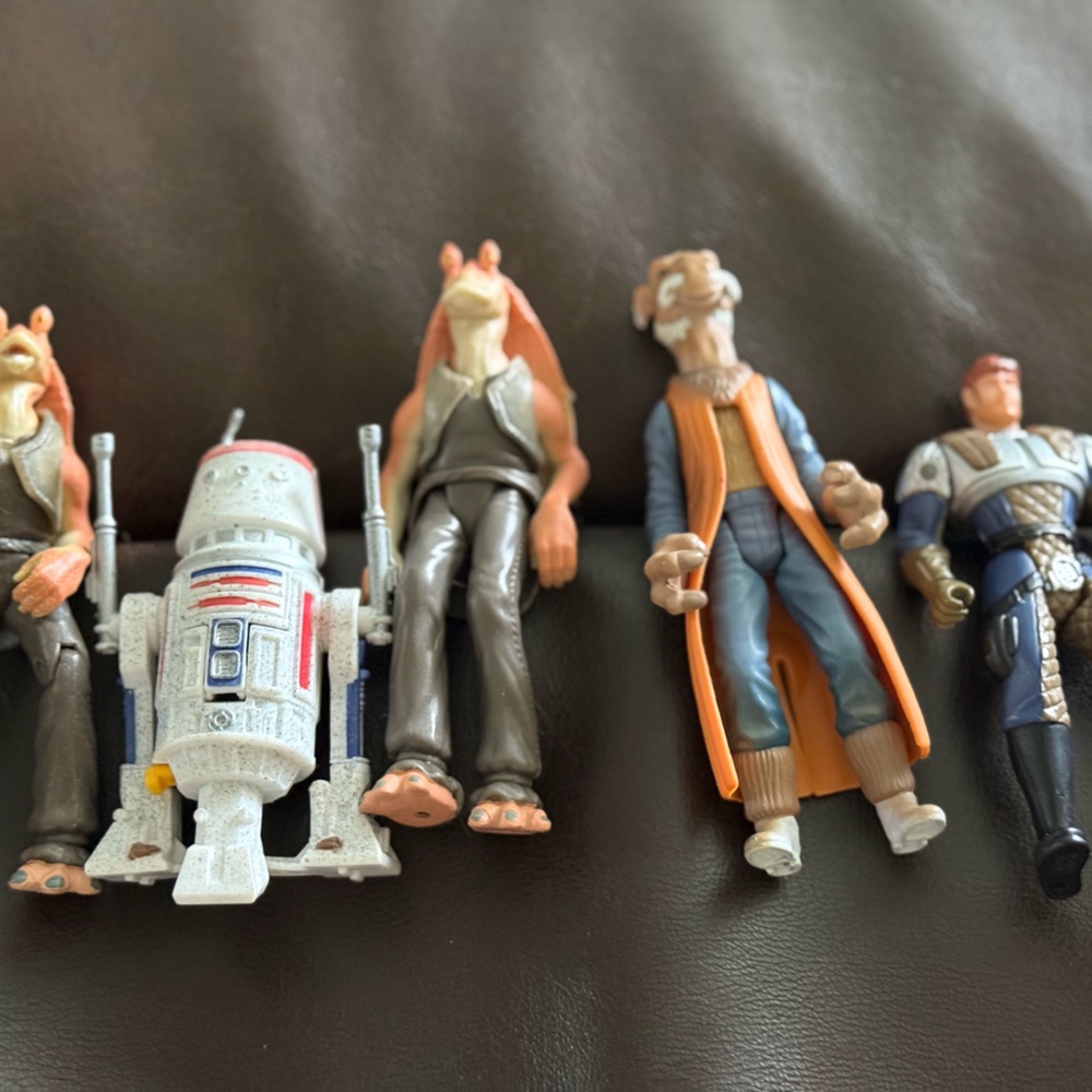 Star Wars Action Figures - Orange, Gray, White, Brown